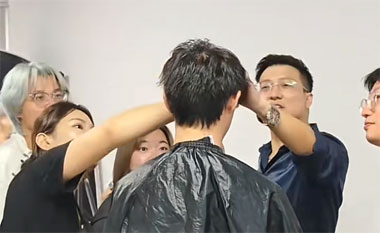 学美发半年还不敢上手，这所学校实操课超多，学会就赚到